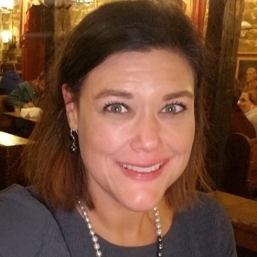 Meet your Posher, Carrie